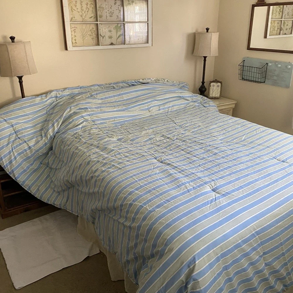 Ralph Lauren Paisley Striped Reversible King Size Comforter, 2 Shams & Bedskirt